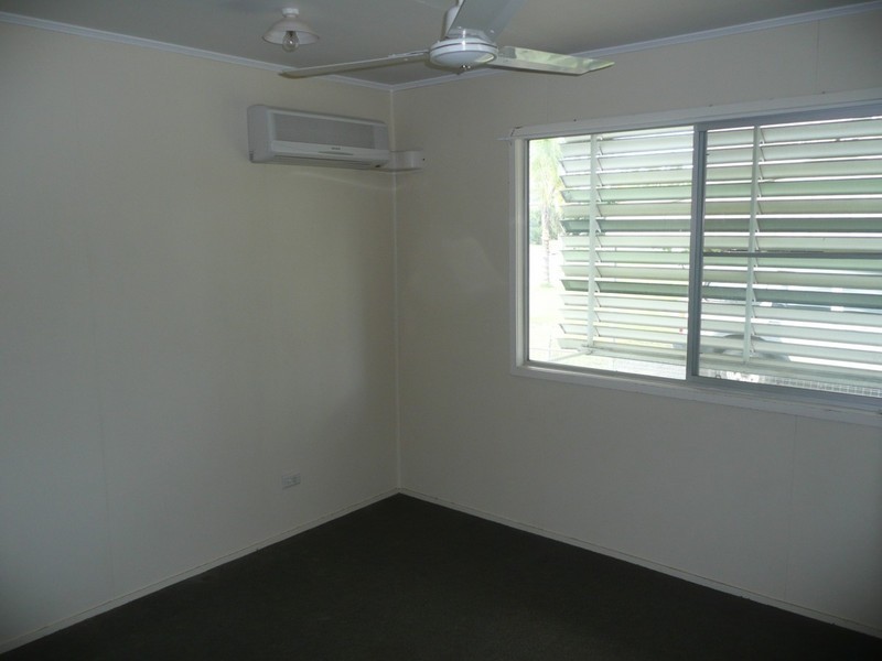 25 Beardmore Crescent, Dysart QLD 4745