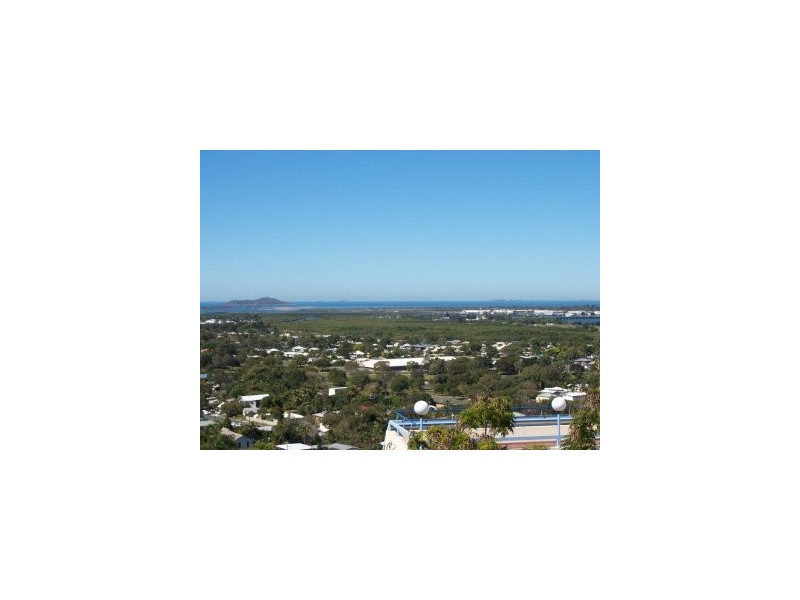 32 Pollock Street, North Mackay QLD 4740