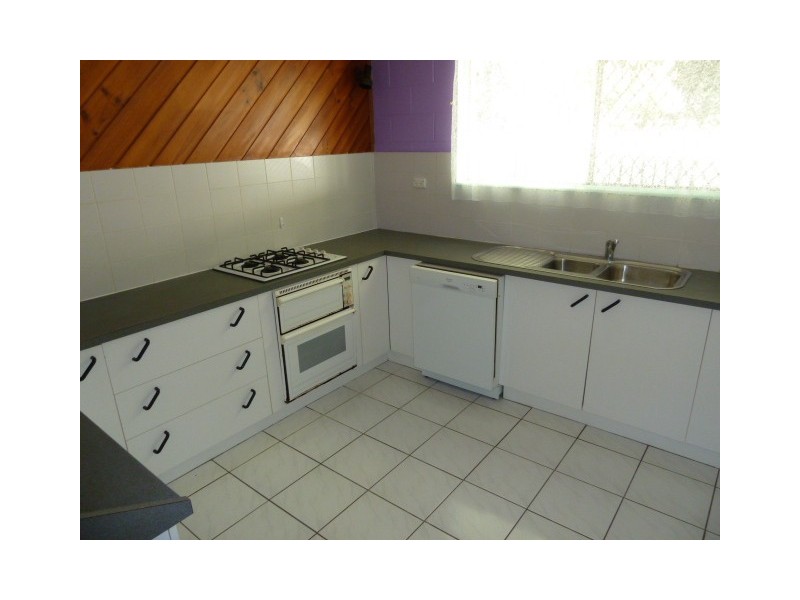 3 Wren Street, Slade Point QLD 4740