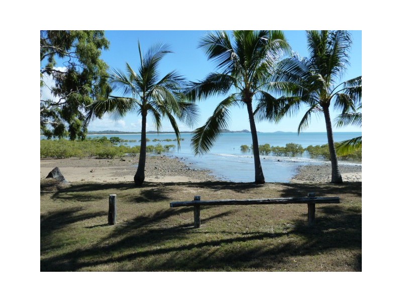 3 Wren Street, Slade Point QLD 4740