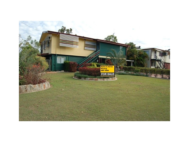 28 Winterer Crescent, Dysart QLD 4745