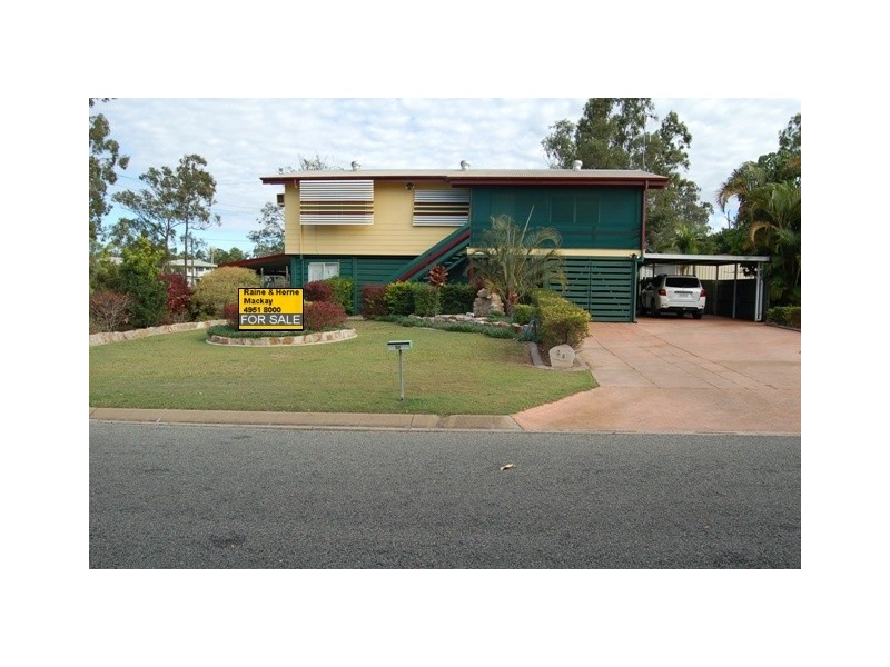 28 Winterer Crescent, Dysart QLD 4745