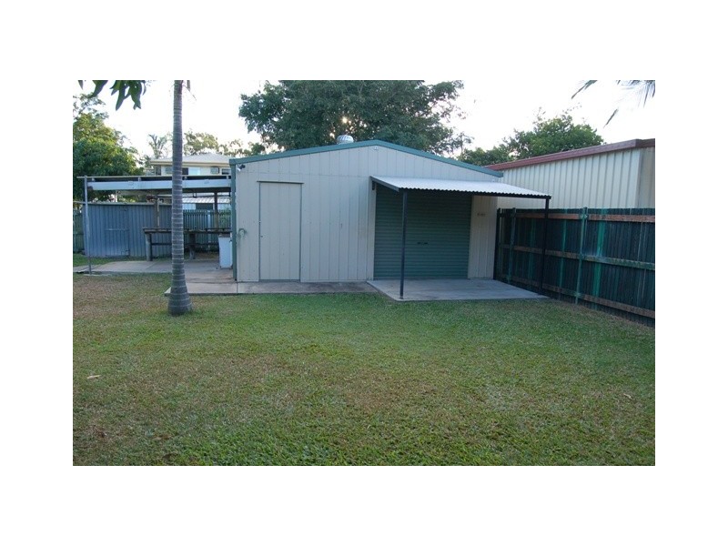 28 Winterer Crescent, Dysart QLD 4745