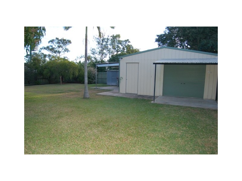 28 Winterer Crescent, Dysart QLD 4745