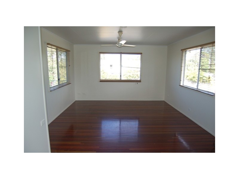 40 Winterer Crescent, Dysart QLD 4745