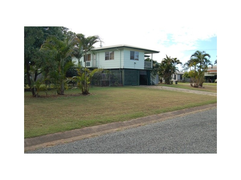 40 Winterer Crescent, Dysart QLD 4745