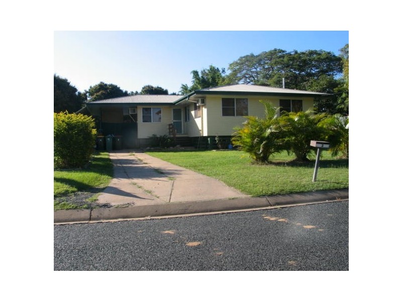 3 Fraser Court, Dysart QLD 4745