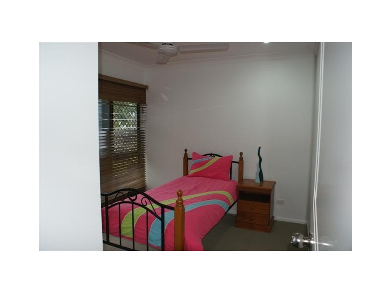 8 Cosford Drive, Eimeo QLD 4740