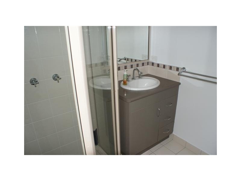 8 Cosford Drive, Eimeo QLD 4740