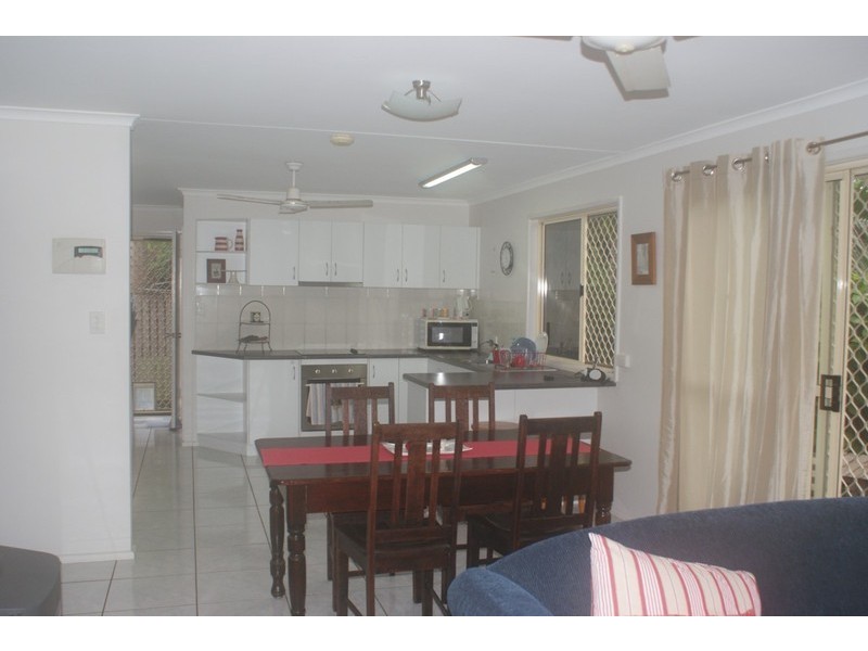 2/27 Romeo Street, South Mackay QLD 4740