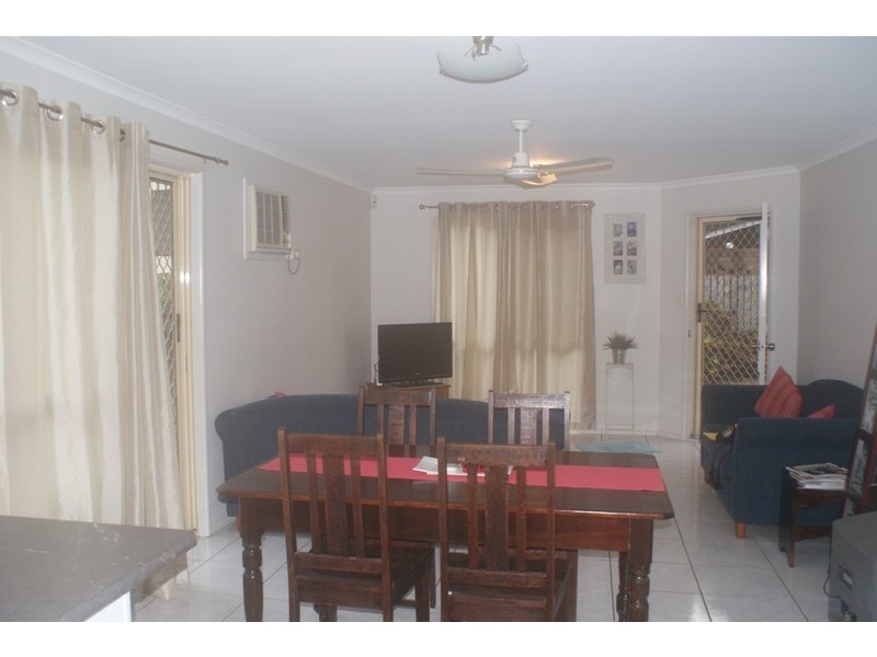 2/27 Romeo Street, South Mackay QLD 4740