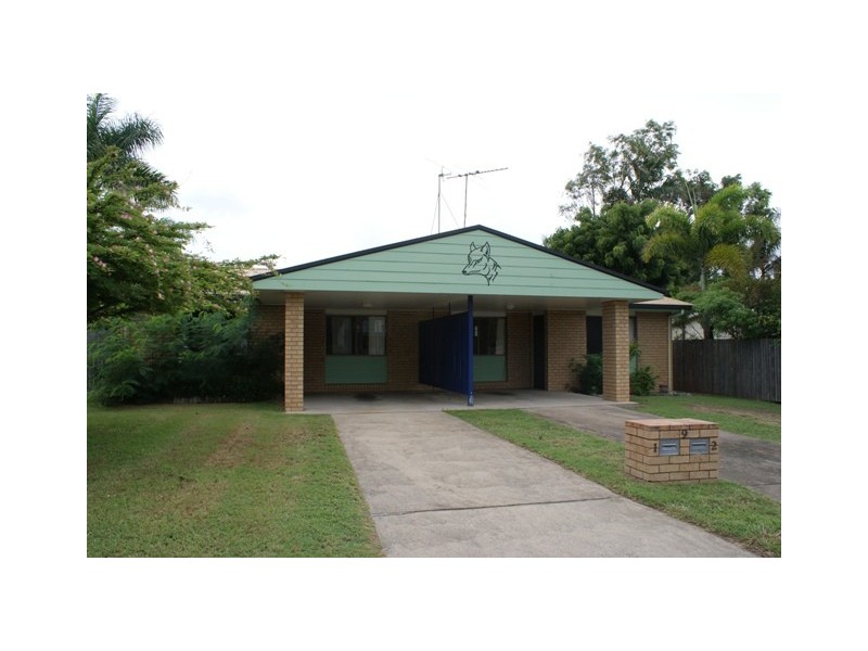 1 and 2/9 Paton Terrace, Slade Point QLD 4740