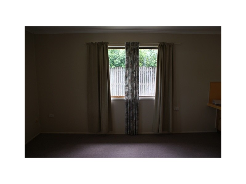 1 and 2/9 Paton Terrace, Slade Point QLD 4740