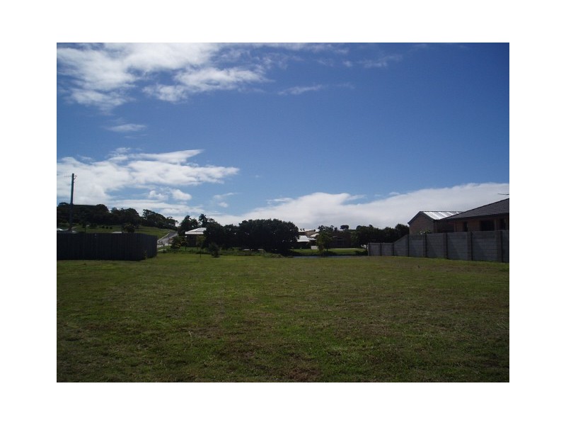 38 Windmill Crossing, Glenella QLD 4740