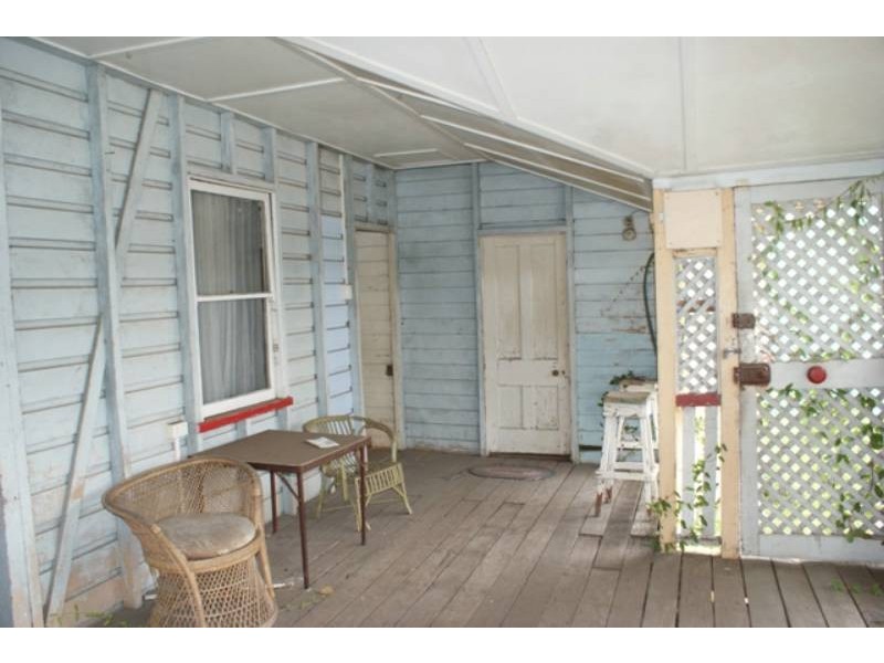 250 Shakespeare Street, Mackay QLD 4740