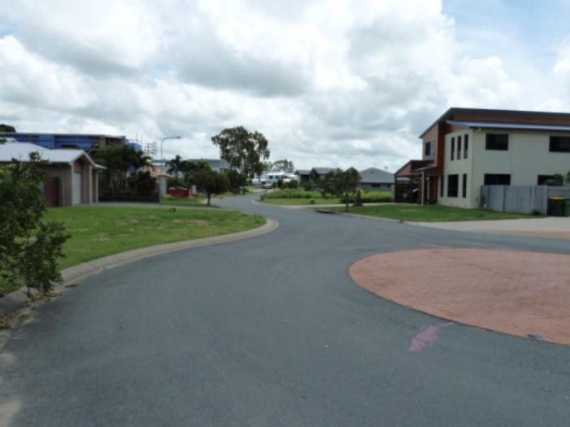 16 Turtle Place, Mackay QLD 4740