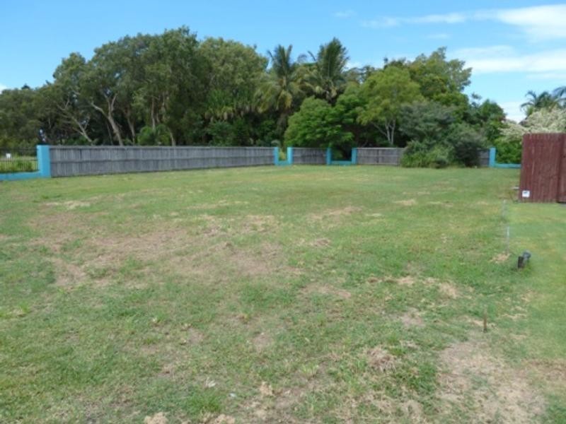 16 Turtle Place, Mackay QLD 4740