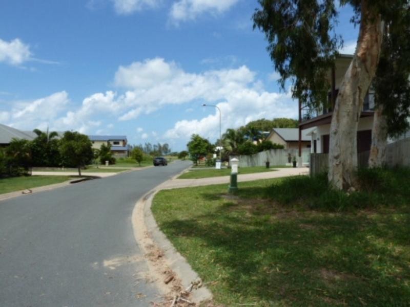 4 Turtle Place, Mackay QLD 4740