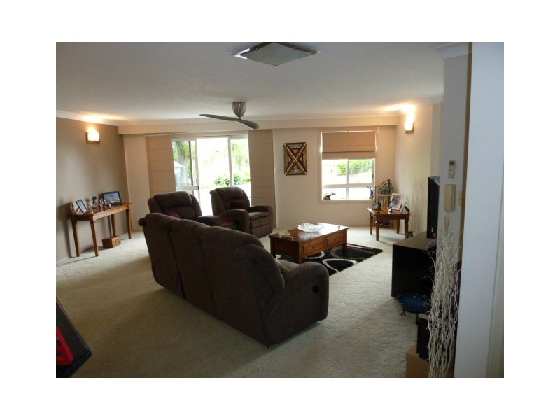 1/4 Prudhoe Street, East Mackay QLD 4740