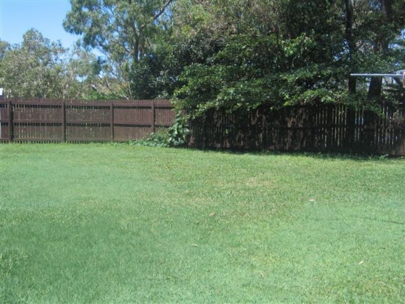 18 Tindaridge Court, Hay Point QLD 4740
