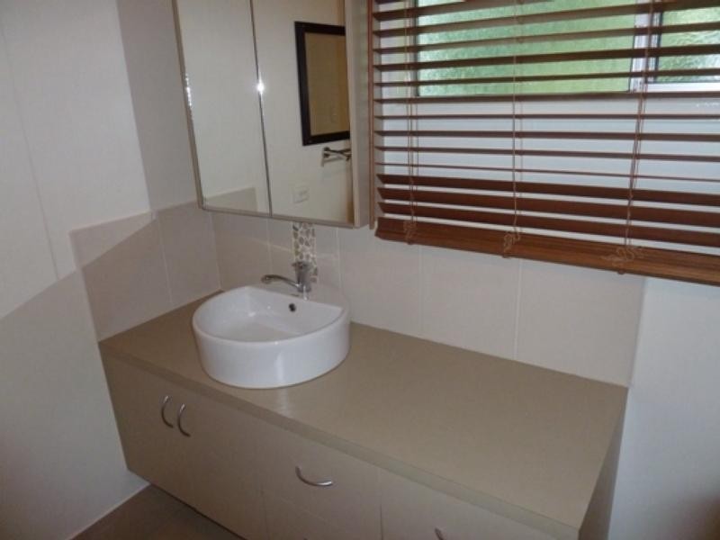 18 Singleton Street, Dysart QLD 4745