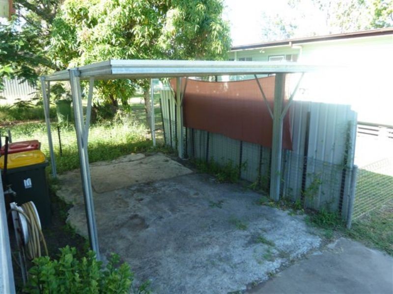 9 Scott Street, Dysart QLD 4745