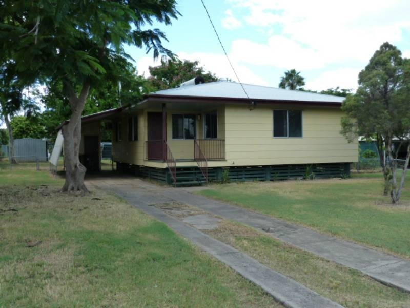 61 Beardmore Crescent, Dysart QLD 4745