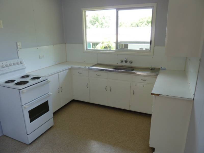 61 Beardmore Crescent, Dysart QLD 4745