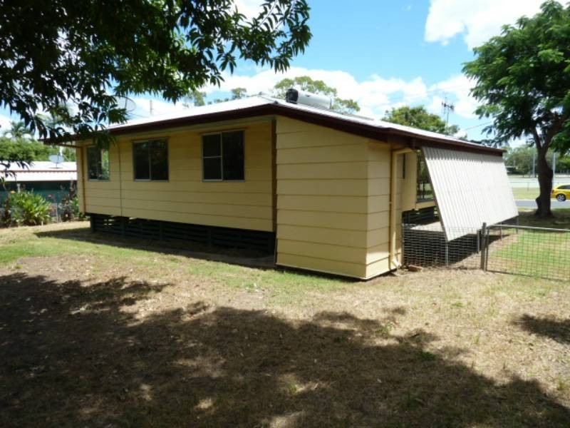 61 Beardmore Crescent, Dysart QLD 4745