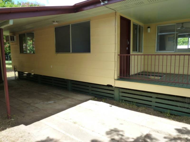 61 Beardmore Crescent, Dysart QLD 4745