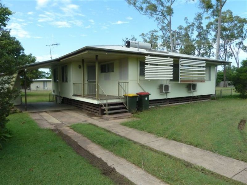 11 Shannon Crescent, Dysart QLD 4745