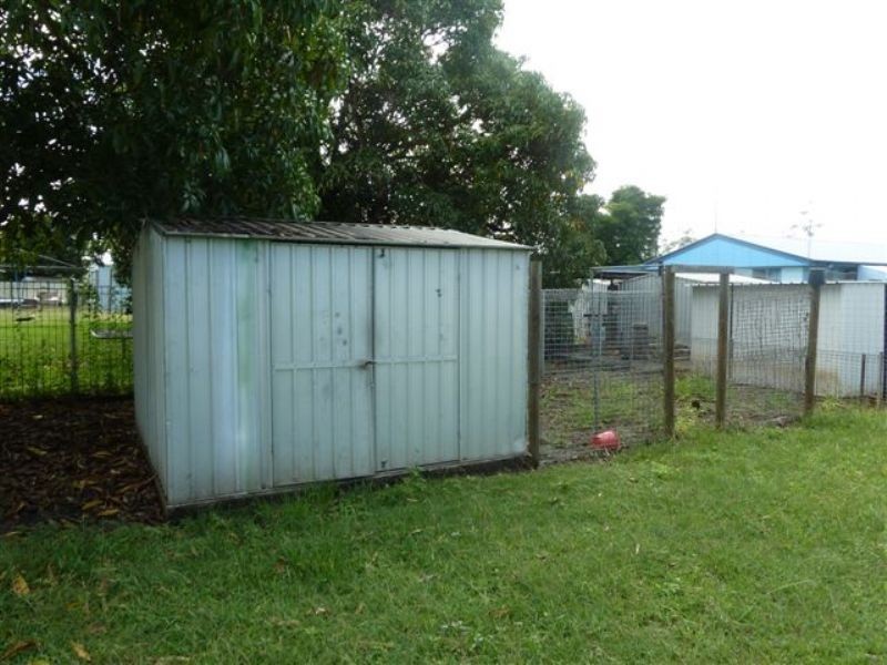 11 Shannon Crescent, Dysart QLD 4745