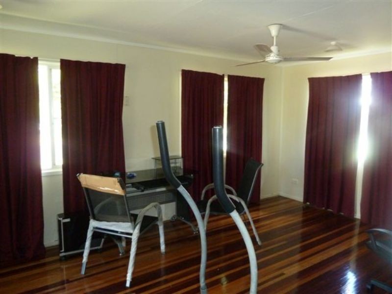 2 Crawford Street, Dysart QLD 4745