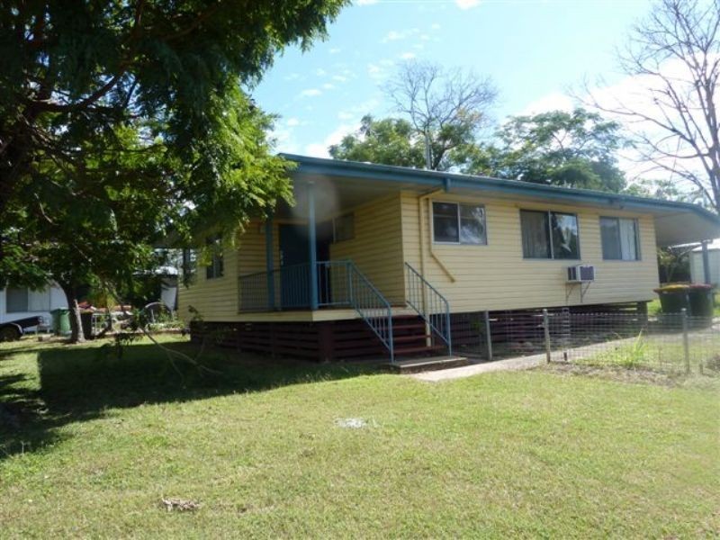 2 Crawford Street, Dysart QLD 4745