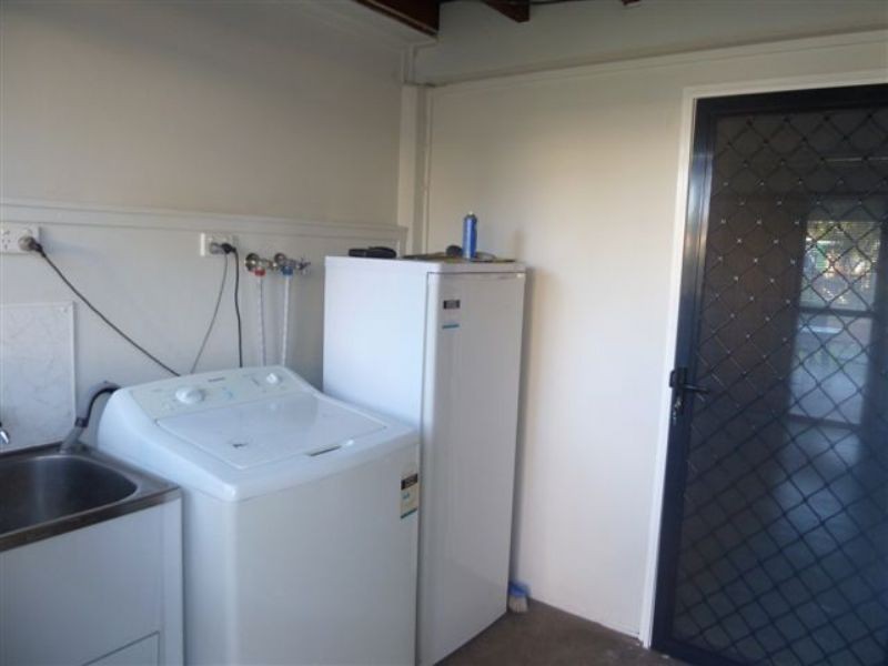 28 Donovan Crescent, Dysart QLD 4745