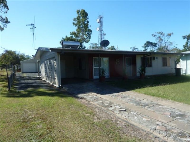 12 Wallace Street, Dysart QLD 4745