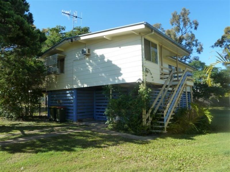 10 FRASER CRT, Dysart QLD 4745