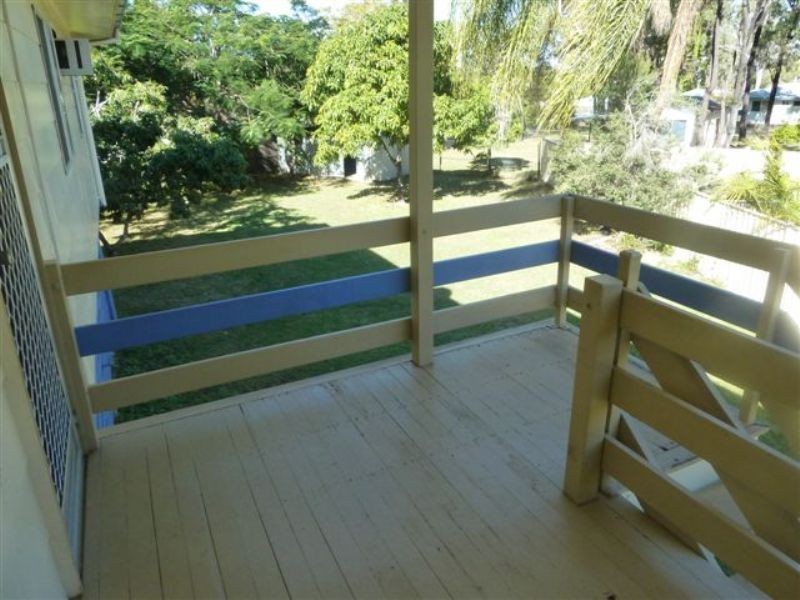 10 FRASER CRT, Dysart QLD 4745