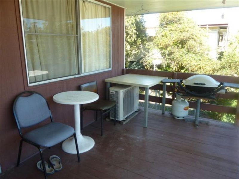 13 Hughes Street, Dysart QLD 4745