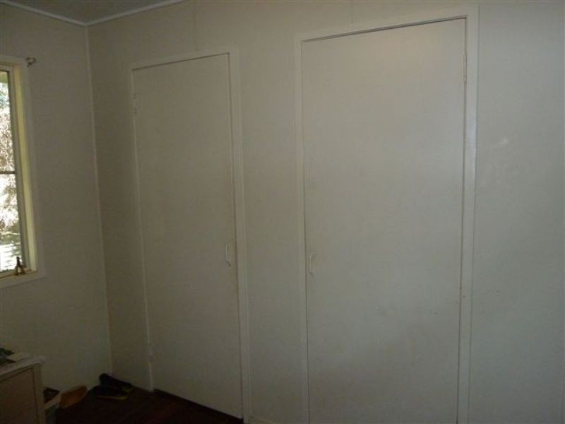 13 Hughes Street, Dysart QLD 4745