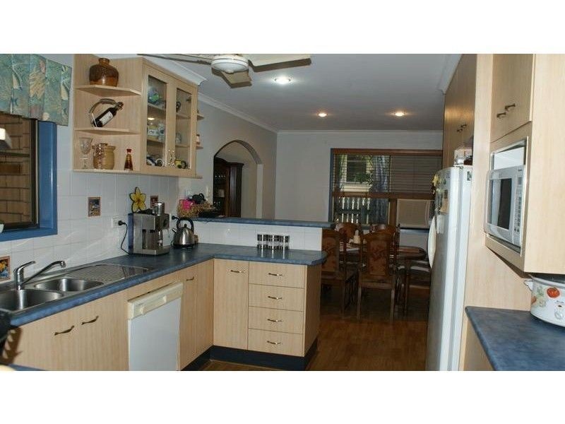 6 Aura Street, Mcewens Beach QLD 4740