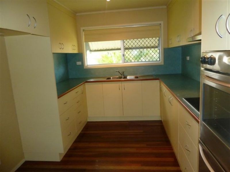 21 SPRING CRESCENT, Dysart QLD 4745