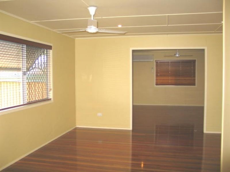 21 SPRING CRESCENT, Dysart QLD 4745