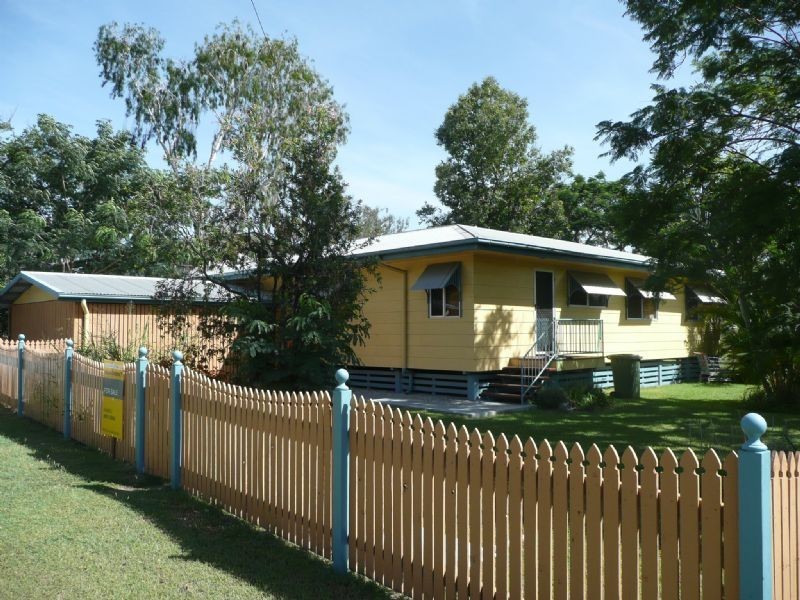 21 SPRING CRESCENT, Dysart QLD 4745