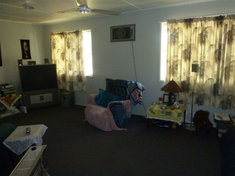 16 Caleb Crescent, Dysart QLD 4745