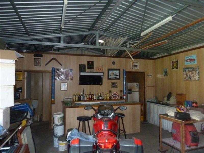 16 Caleb Crescent, Dysart QLD 4745