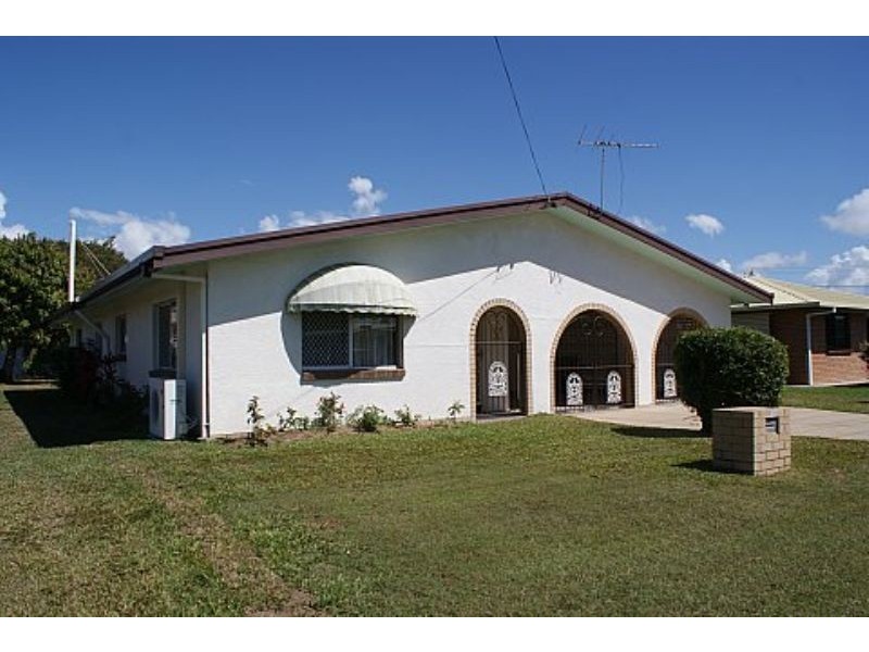 33 Minster Street, South Mackay QLD 4740