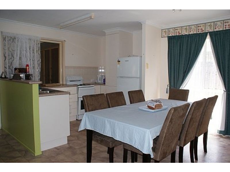 6 Zamia Court, Mackay QLD 4740