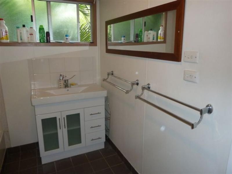 9 Brennan Street, Dysart QLD 4745