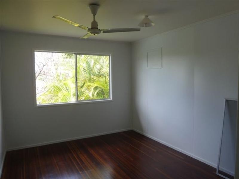 9 Brennan Street, Dysart QLD 4745